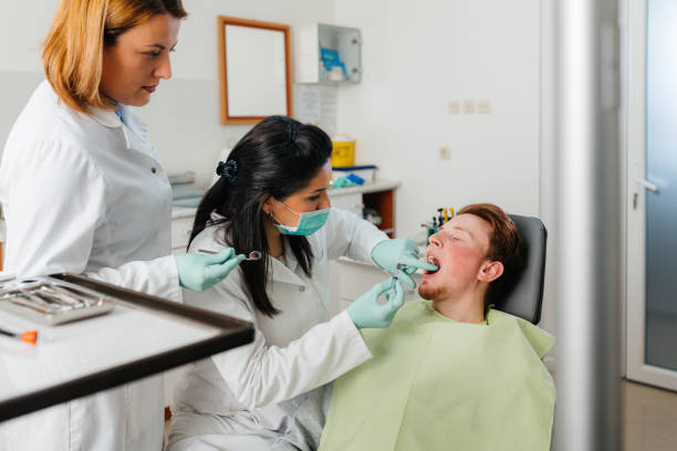 Best Orthodontic Emergency Dentist in Rden, WA
